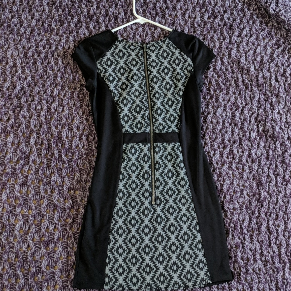 Cocktail Dress - Picture 3 of 3